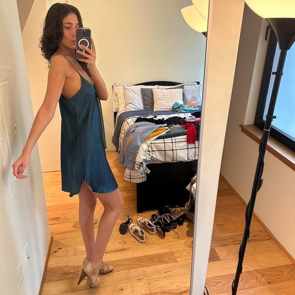 Secret Treasures Teal Chemise - Picture 4 of 7